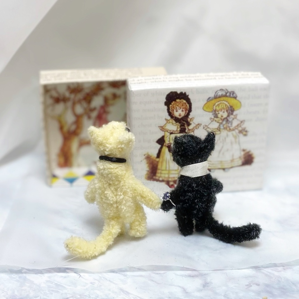 金と黒のネコ【ドール】