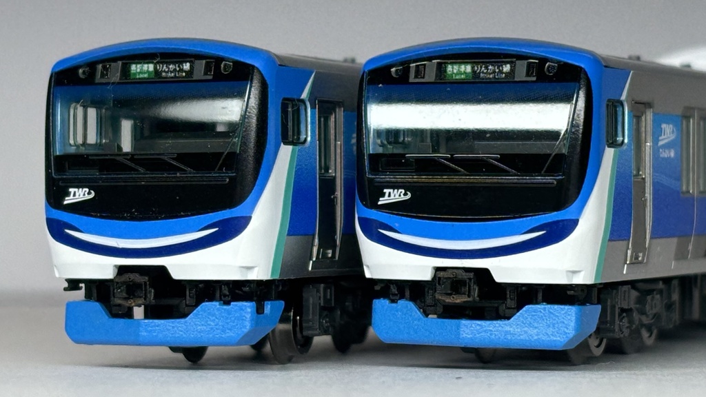 71-000形用先頭車床下機器&スカートパーツセット