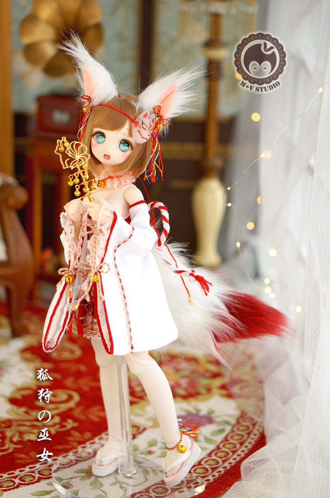 MDD (S/M胸)、狐耳、尻尾付きセクシーな狐巫女服12点セット