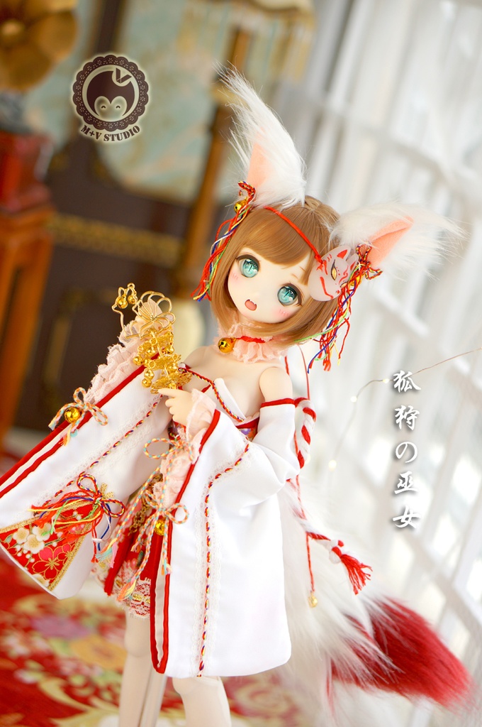 MDD (S/M胸)、狐耳、尻尾付きセクシーな狐巫女服12点セット