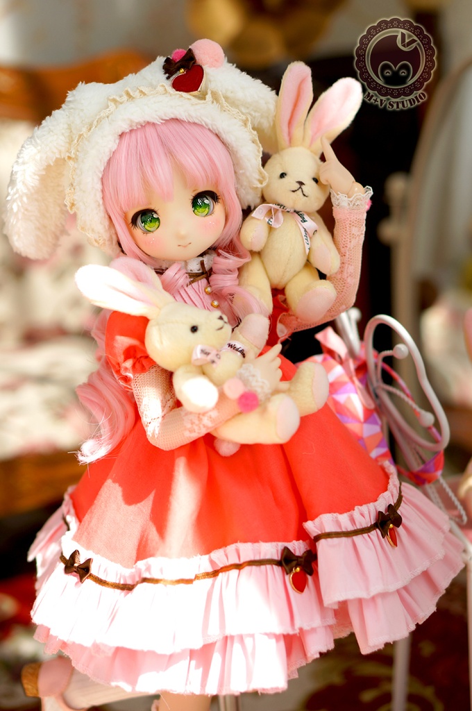 MDD (S/M胸)可愛い苺うさぎのワンピース４点セット