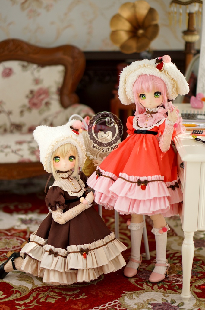 MDD (S/M胸)可愛い苺うさぎのワンピース４点セット