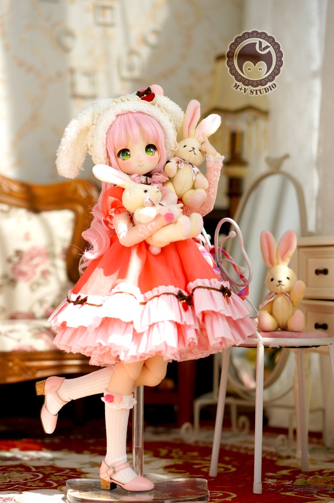 MDD (S/M胸)可愛い苺うさぎのワンピース４点セット