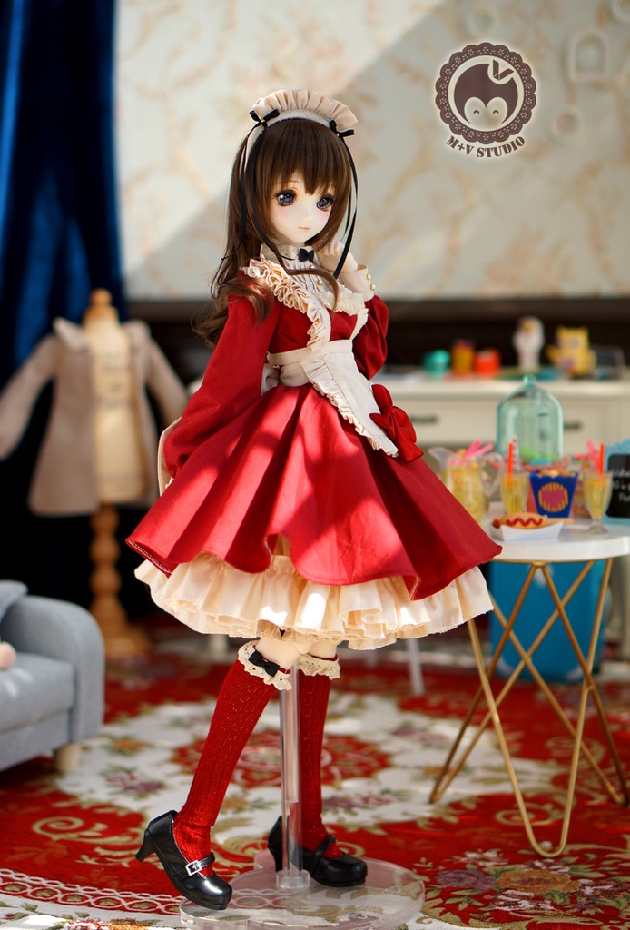 DDS (S/M胸)、DD (S/M胸)可愛いリボンメイド服5点セット