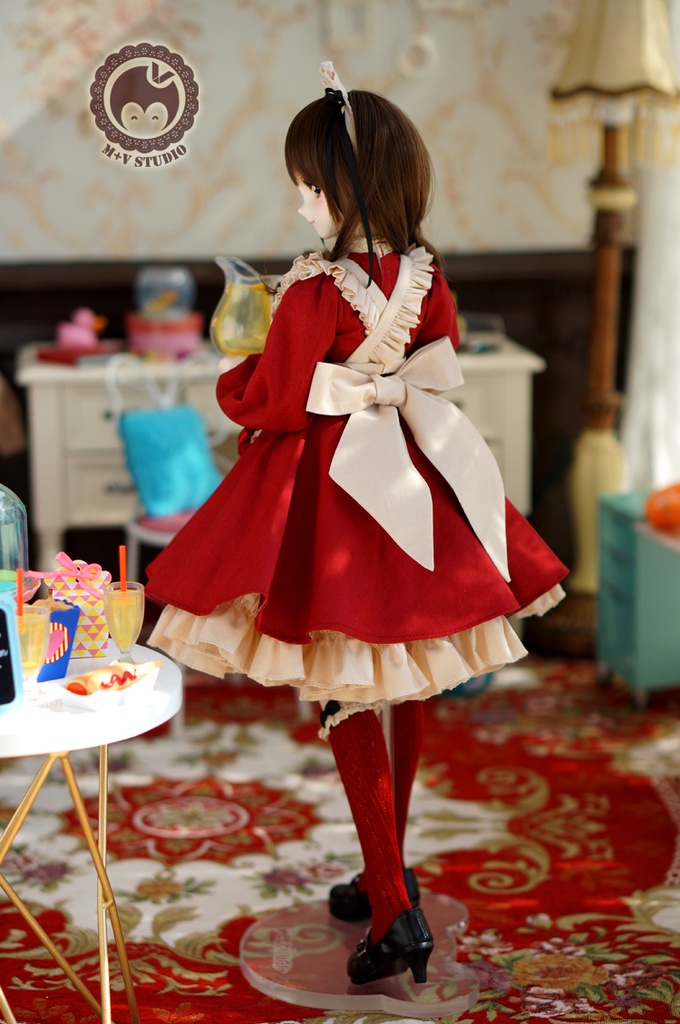 DDS (S/M胸)、DD (S/M胸)可愛いリボンメイド服5点セット