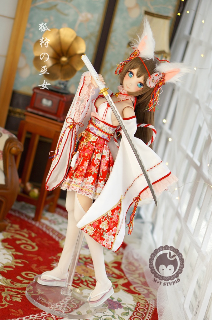 DDS (S/M/L胸)、DD (S/M/L胸)・狐耳、尻尾付きセクシーな狐巫女服12点セット