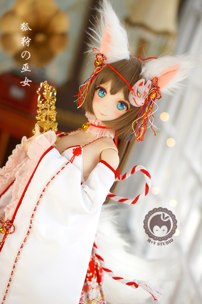 DDS (S/M/L胸)、DD (S/M/L胸)・狐耳、尻尾付きセクシーな狐巫女服12点セット