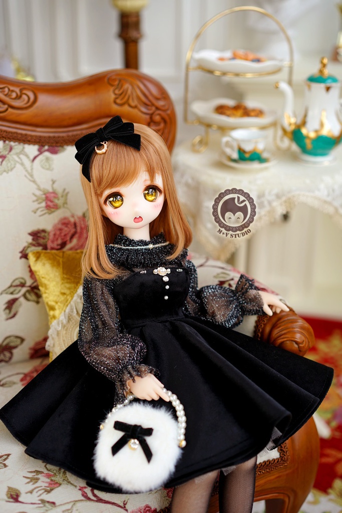 MDD (S/M胸)、上品で可愛いドレス６点セット