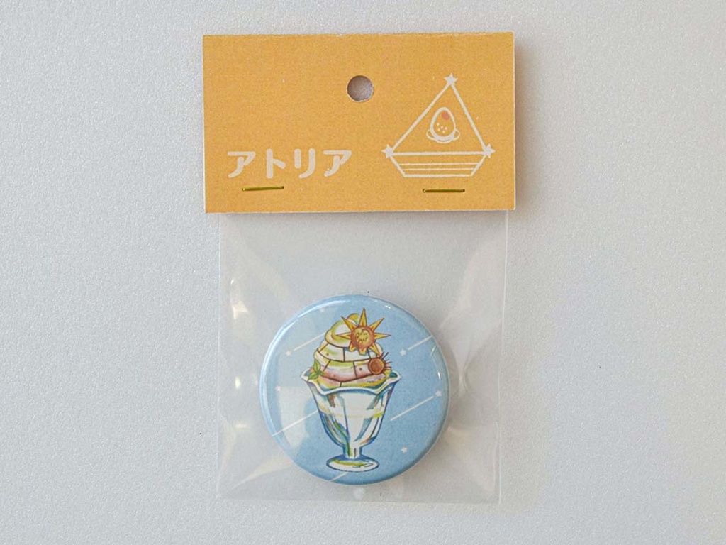缶バッジ　パフェ