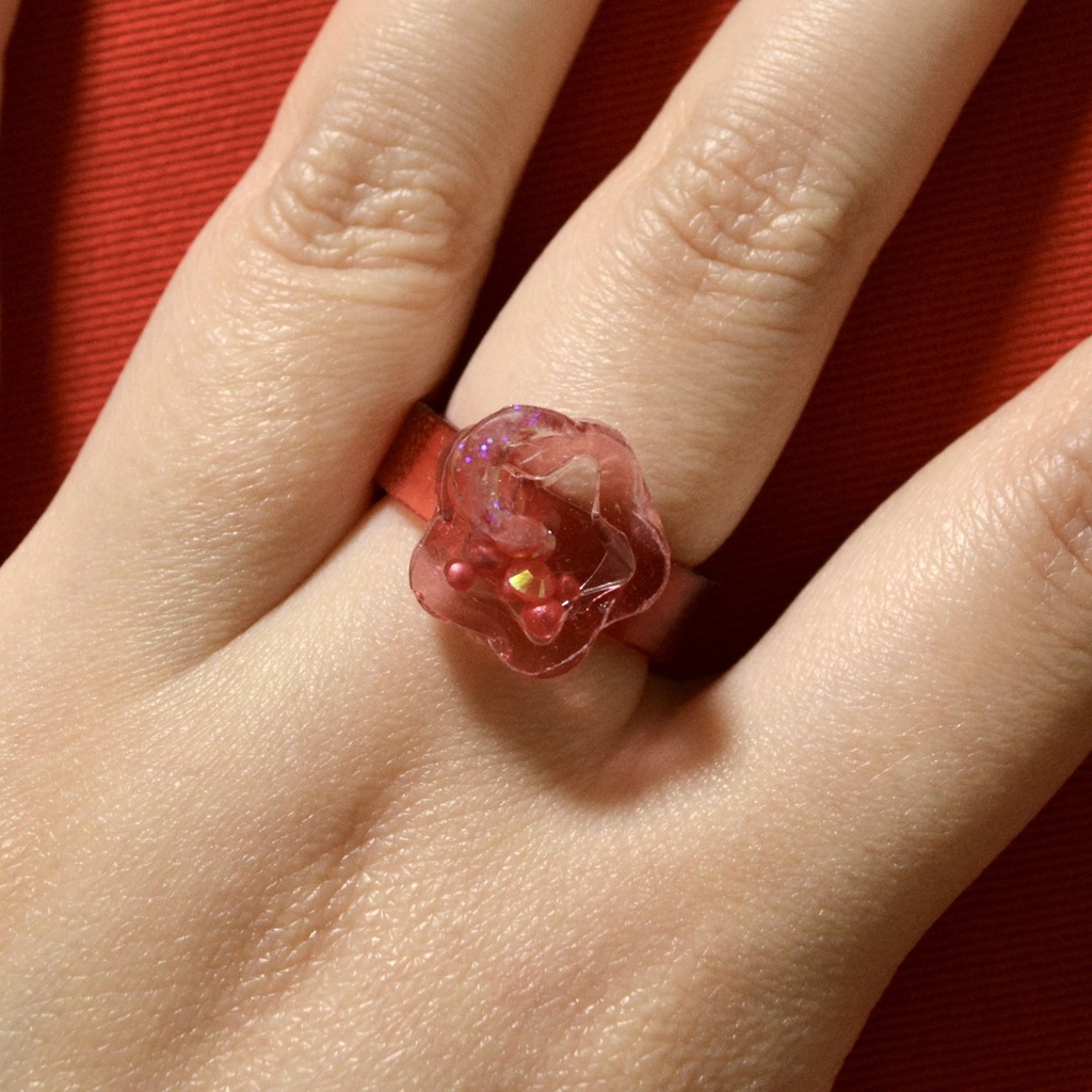 シャカシャカレジン推し色リング星形【RED】