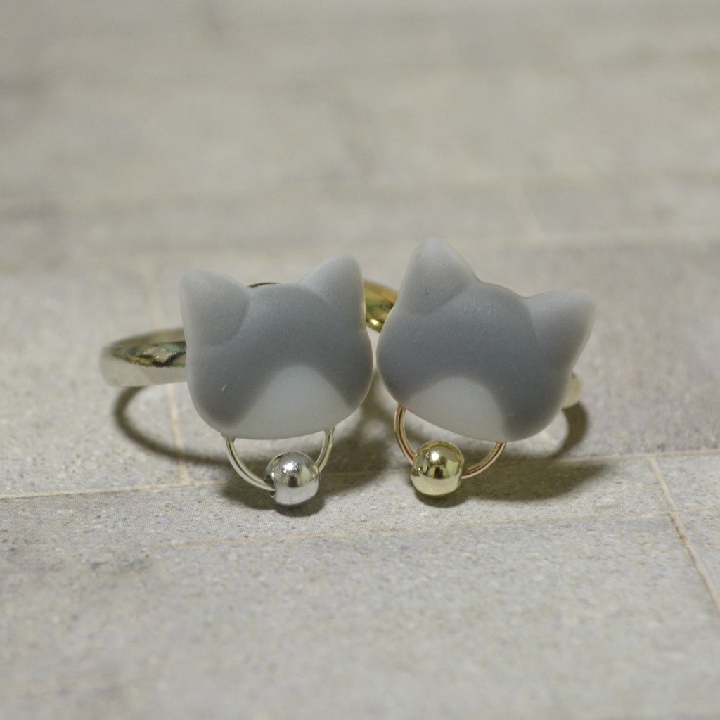 おめかしにゃんこのハチワレリング【選べるリング】ゴールドorシルバー【フリーサイズ】