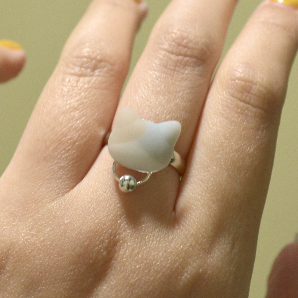 おめかしにゃんこのパステル三毛猫リング【選べるリング】ゴールドorシルバー【フリーサイズ】