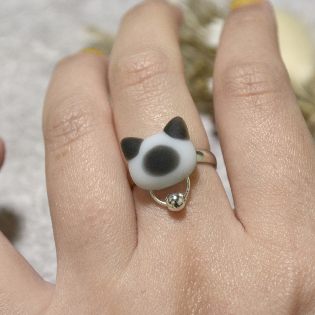 おめかしにゃんこのポインテッド柄リング【選べるリング】ゴールドorシルバー【フリーサイズ】