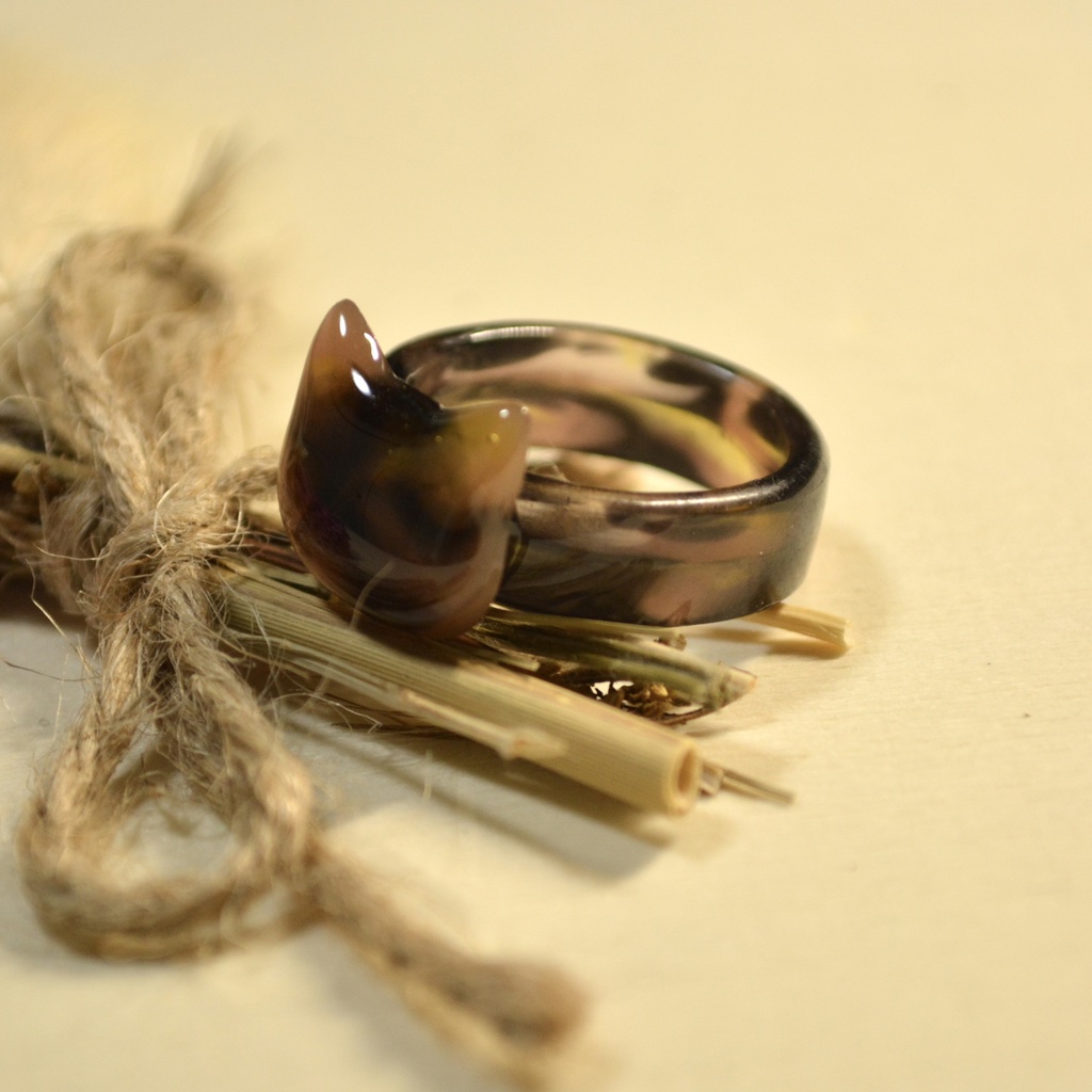 べっ甲キャットリング