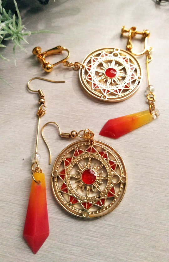 耳飾り 太陽の剣