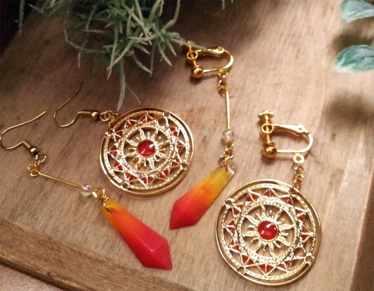 耳飾り 太陽の剣