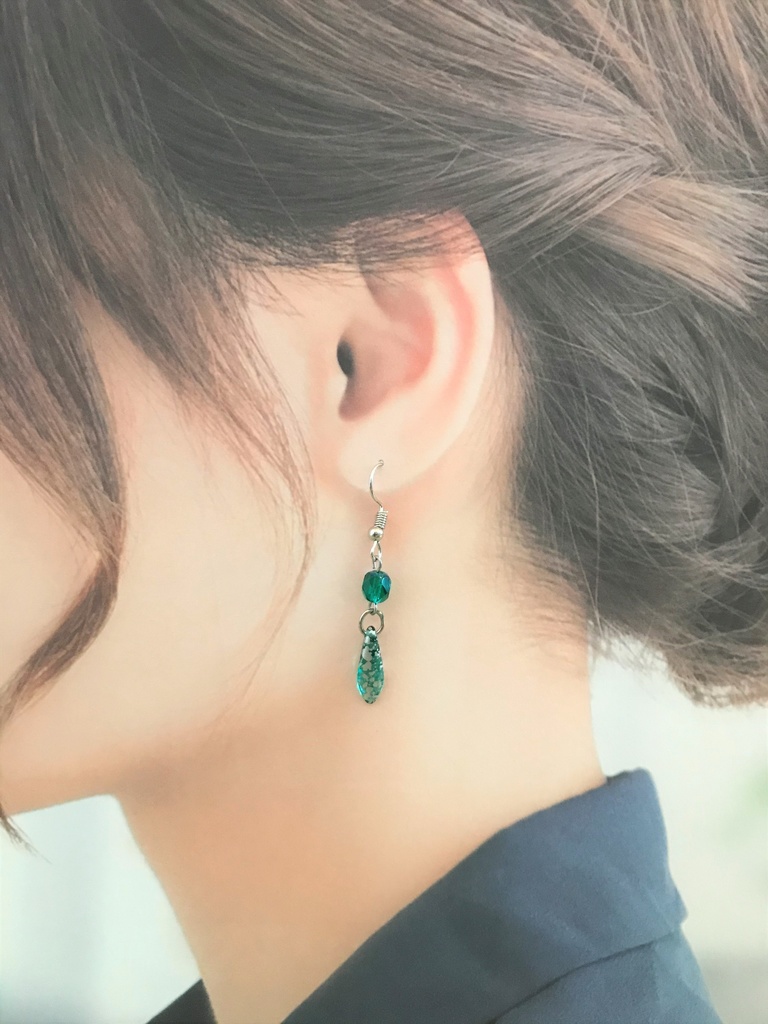 MHA イメージピアス(イヤリング・樹脂ノンホール・樹脂フック・チタンフック変更可)