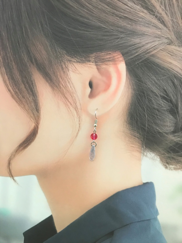 MHA イメージピアス(イヤリング・樹脂ノンホール・樹脂フック・チタンフック変更可)