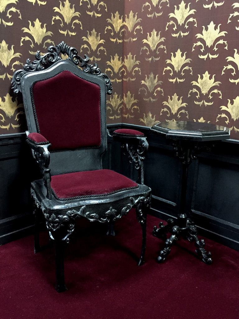 ゴシックチェアー ブラック