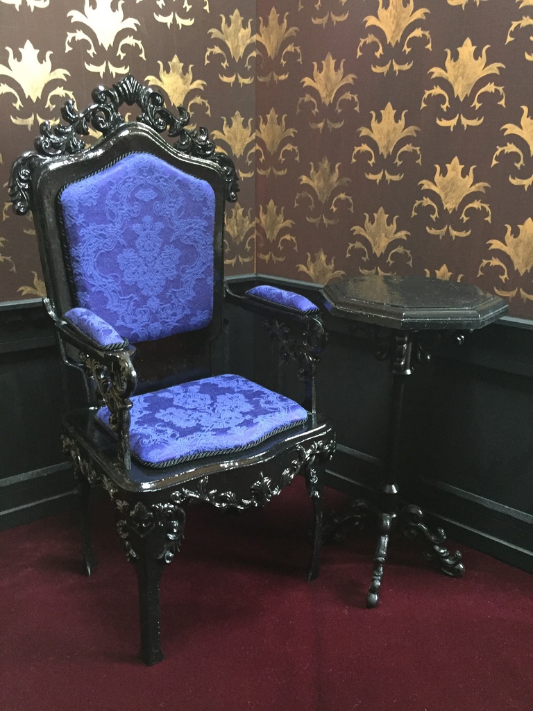 ゴシックチェアー スペシャルブルー