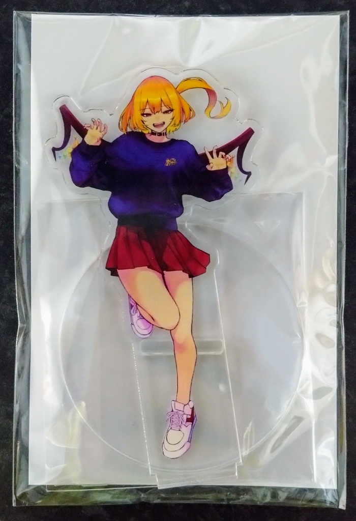 フランドール・スカーレット(ストリートスタイル) アクリルスタンド