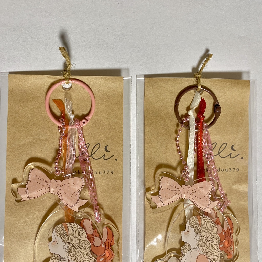 アクリルキーホルダー