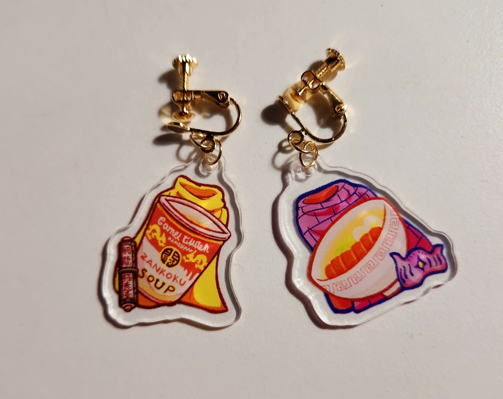 麺犬概念アクリルイヤリング