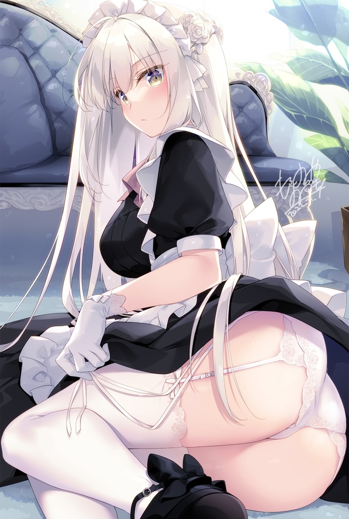 C101メイドタペストリー