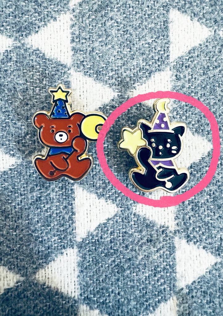 ピンバッジ　ねこの魔法使い🐈‍⬛🪄