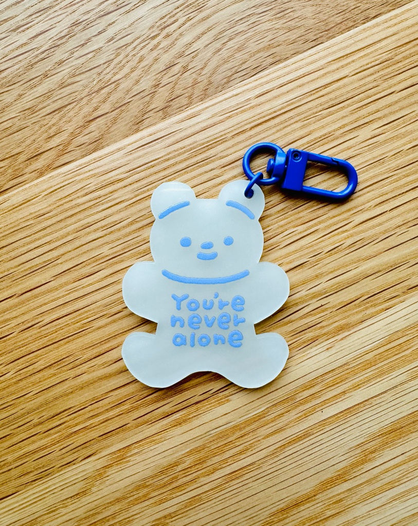 いつでもいっしょ　蓄光クマキーホルダー🐻