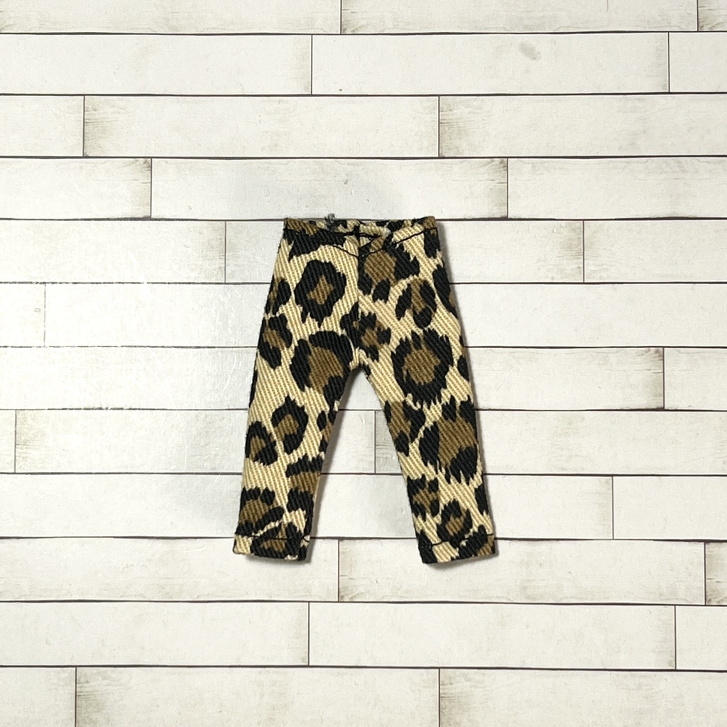 ＊オビツ11サイズ お洋服　単品　パンツ　ヒョウ柄＊