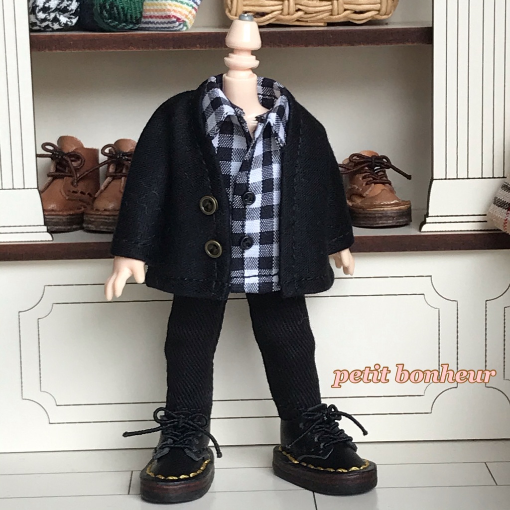 ＊オビツ11サイズ お洋服　単品　ノースリーブシャツ　ギンガムチェック　黒（大）＊