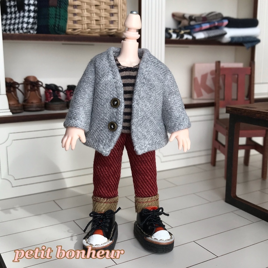 ＊オビツ11サイズ お洋服　単品　ノースリーブ　チャコールボーダー　丸首＊