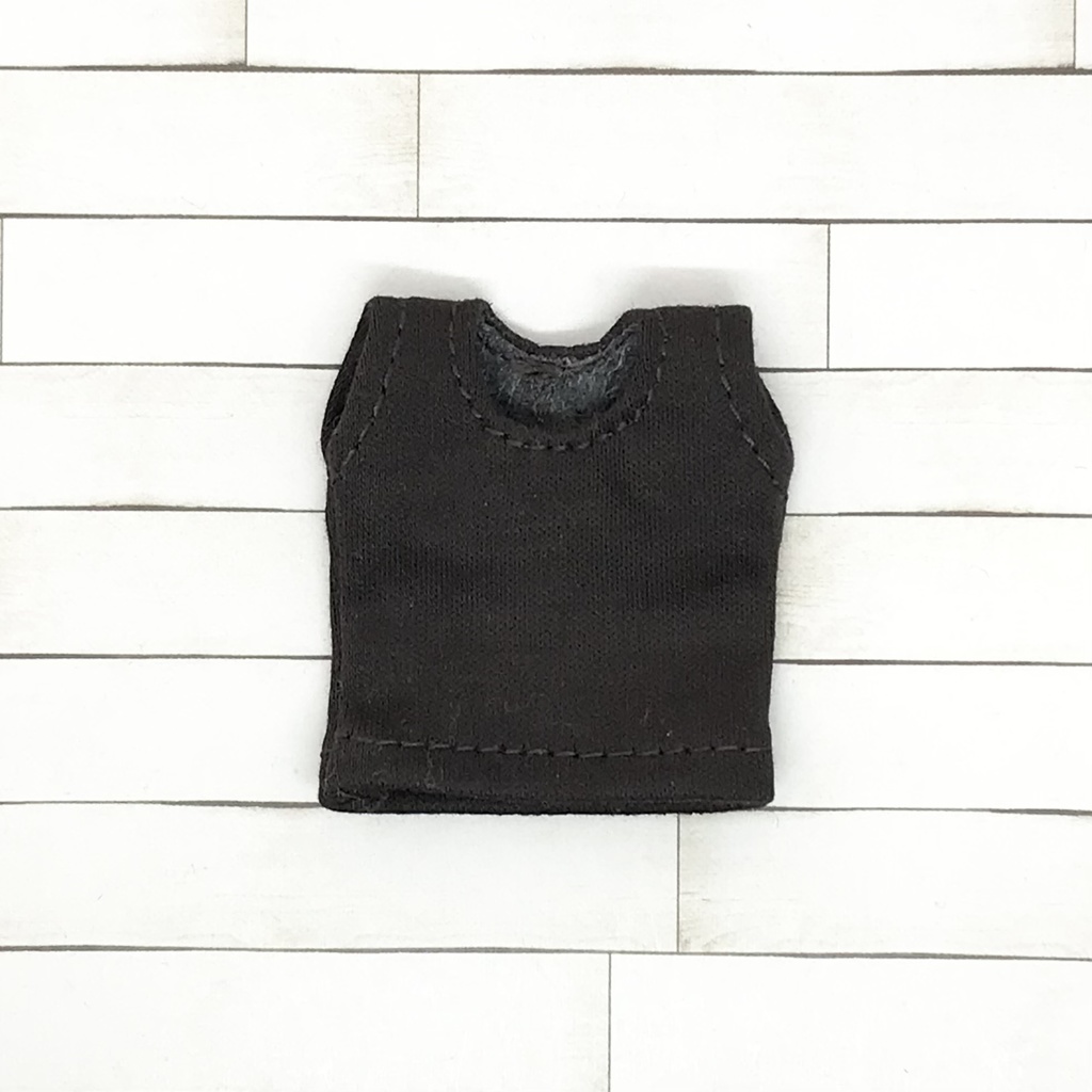 ＊オビツ11サイズ お洋服　単品　ノースリーブ　こげ茶　丸首＊