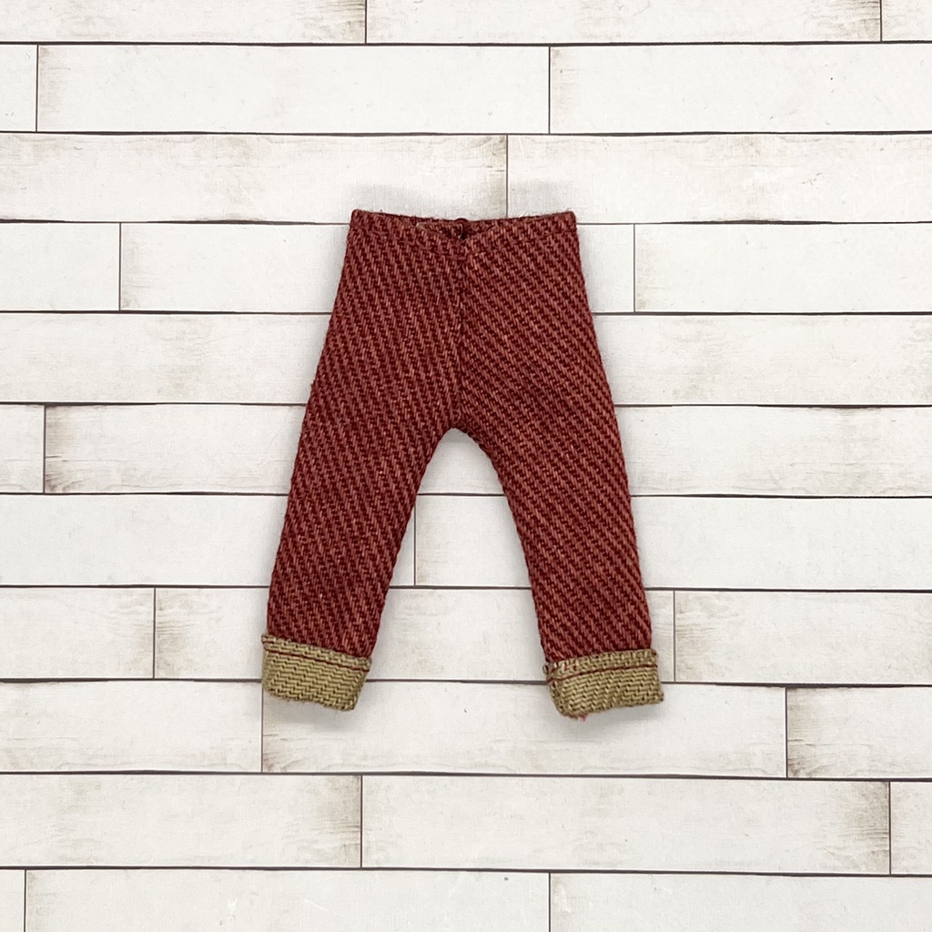 ＊オビツ11サイズ お洋服　単品　デニム　えんじ　ロールアップタイプ＊