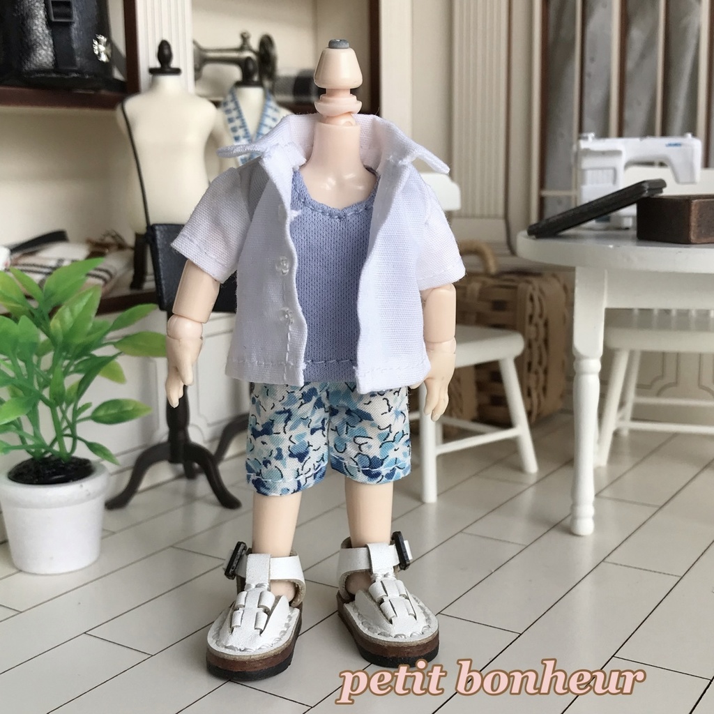 ＊オビツ11サイズ お洋服　単品　ノースリーブ　スモーキーペールブルー　丸首＊
