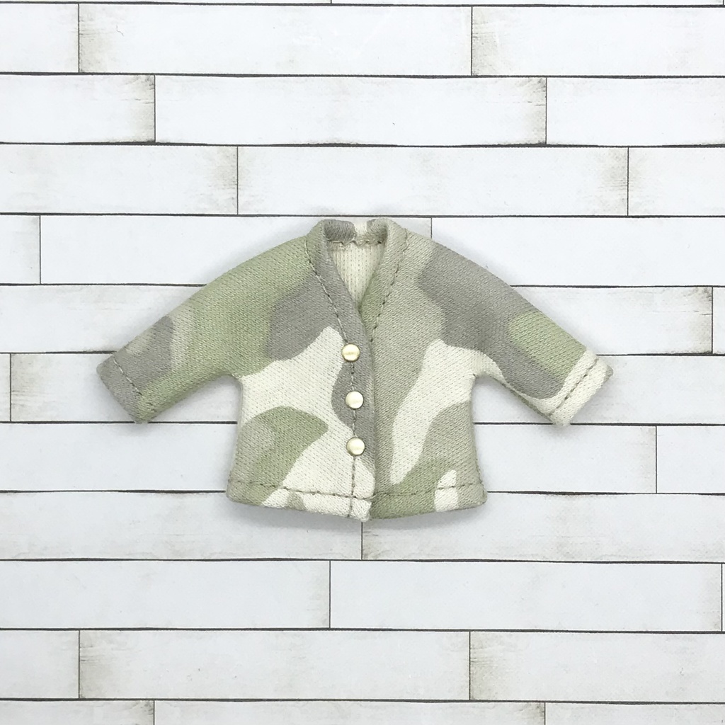 ＊オビツ11サイズ お洋服　単品　カーディガン　迷彩＊
