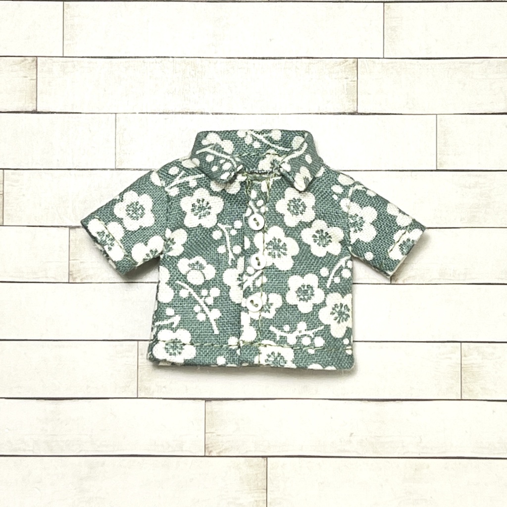 オビツ11サイズ お洋服　単品半袖シャツ　和柄うぐいす　前閉じ