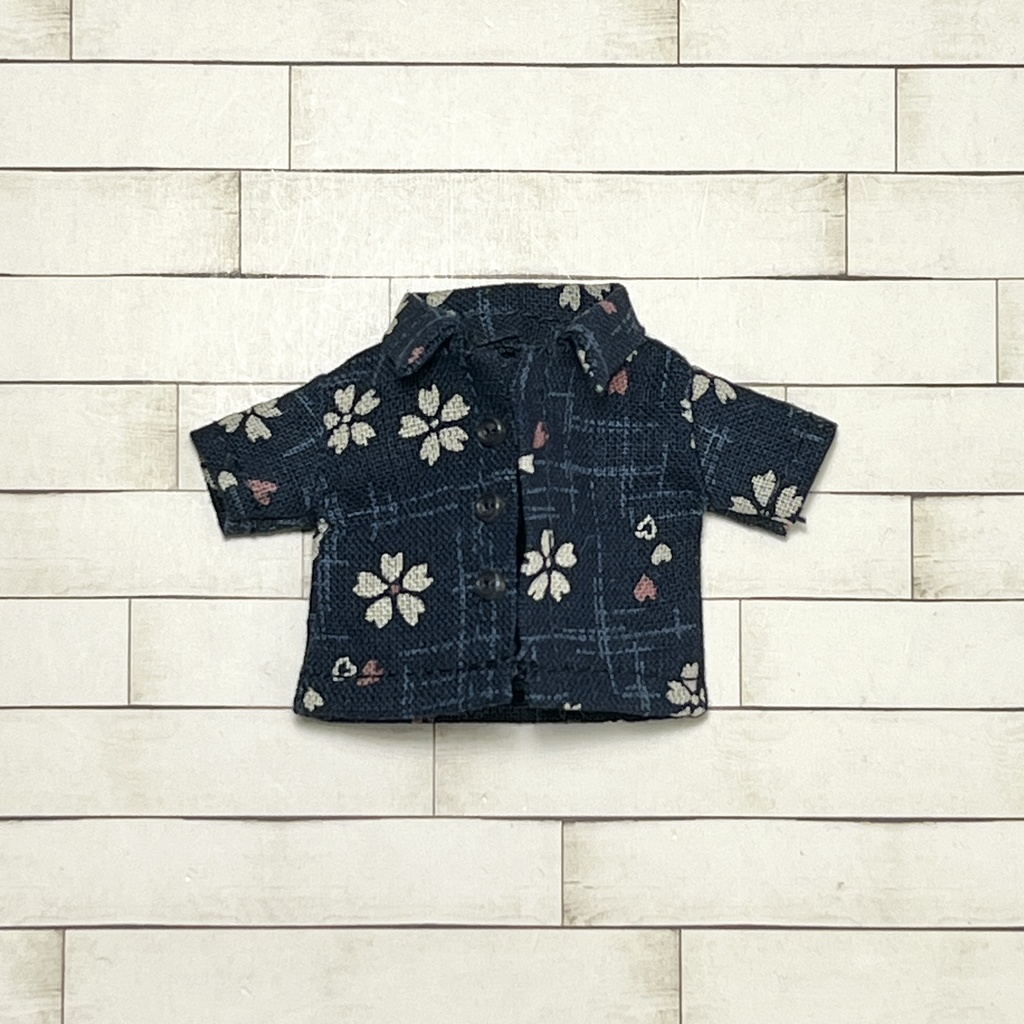 オビツ11サイズ お洋服　単品半袖シャツ　和柄紺✖️桜　前開き