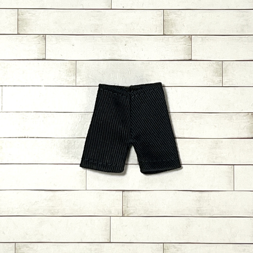 ＊オビツ11サイズ お洋服　単品　パンツ　黒　ハーフ丈＊
