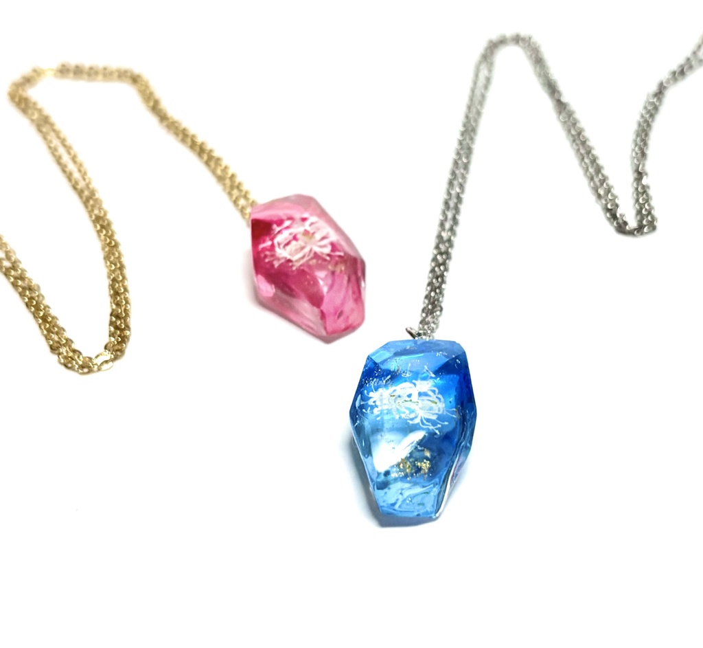 リコリス　ネックレス