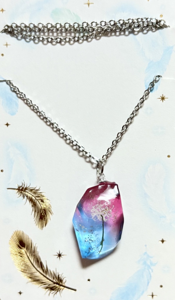 リコリス ネックレス