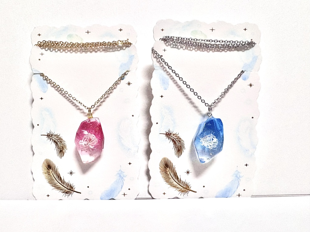 リコリス ネックレス