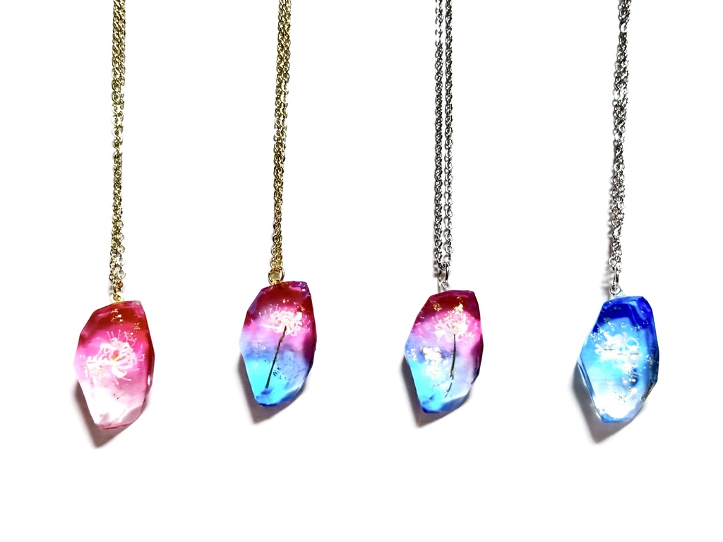 リコリス ネックレス