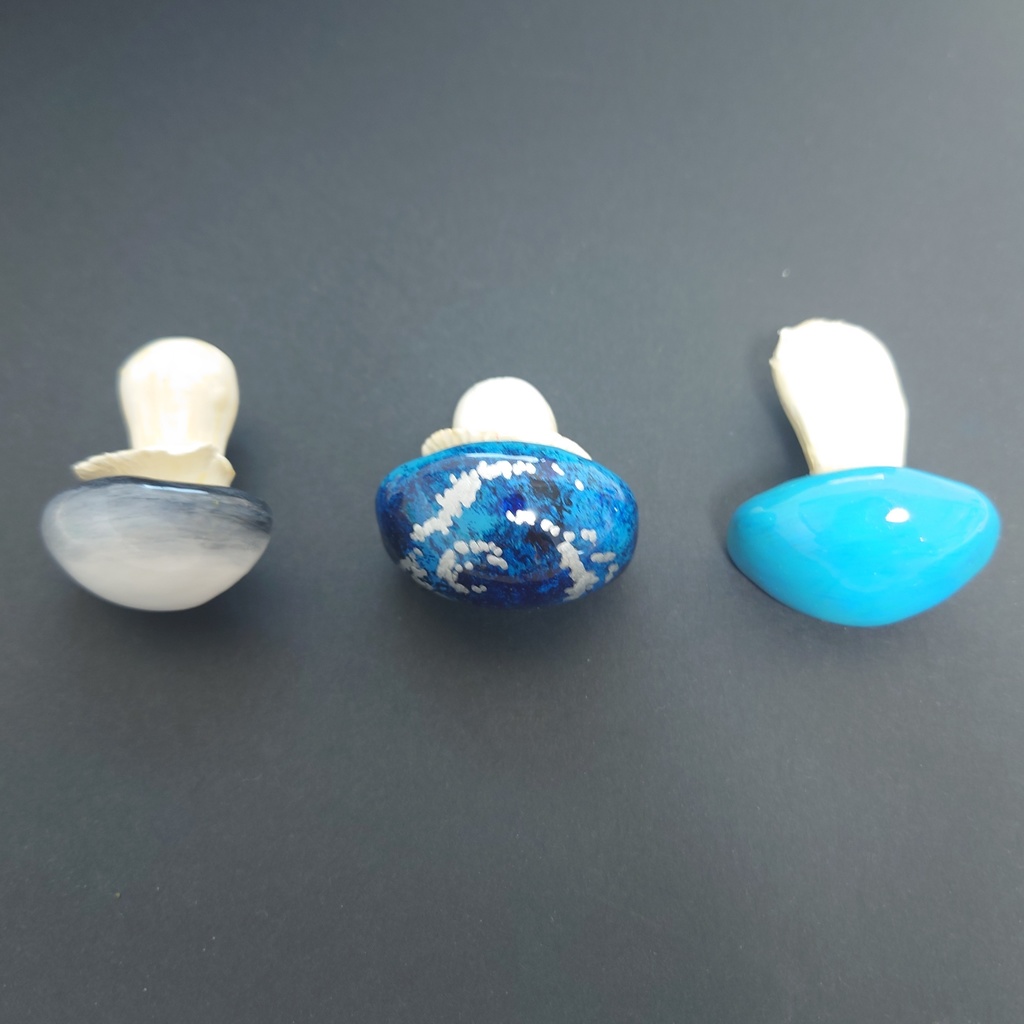 きのこブローチ・丸型