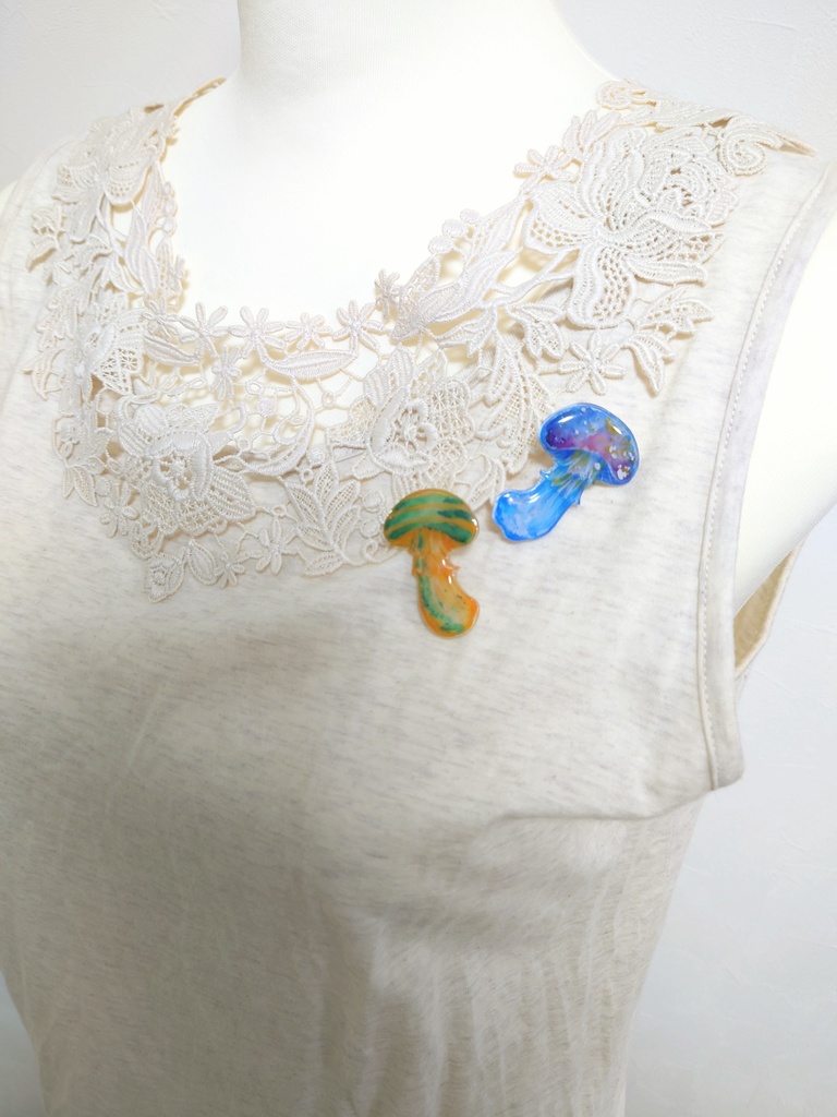 きのこ🍄プラバンブローチ