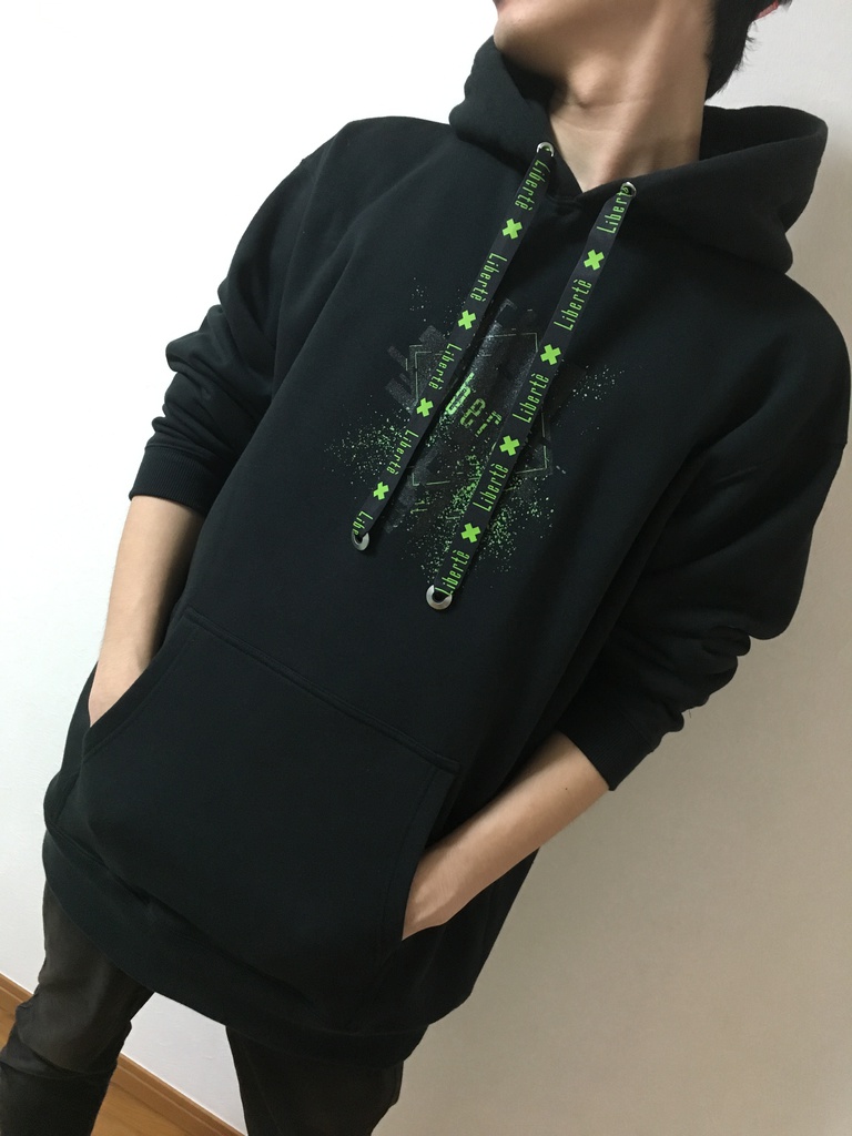 【Libertè】特製プルオーバーパーカー