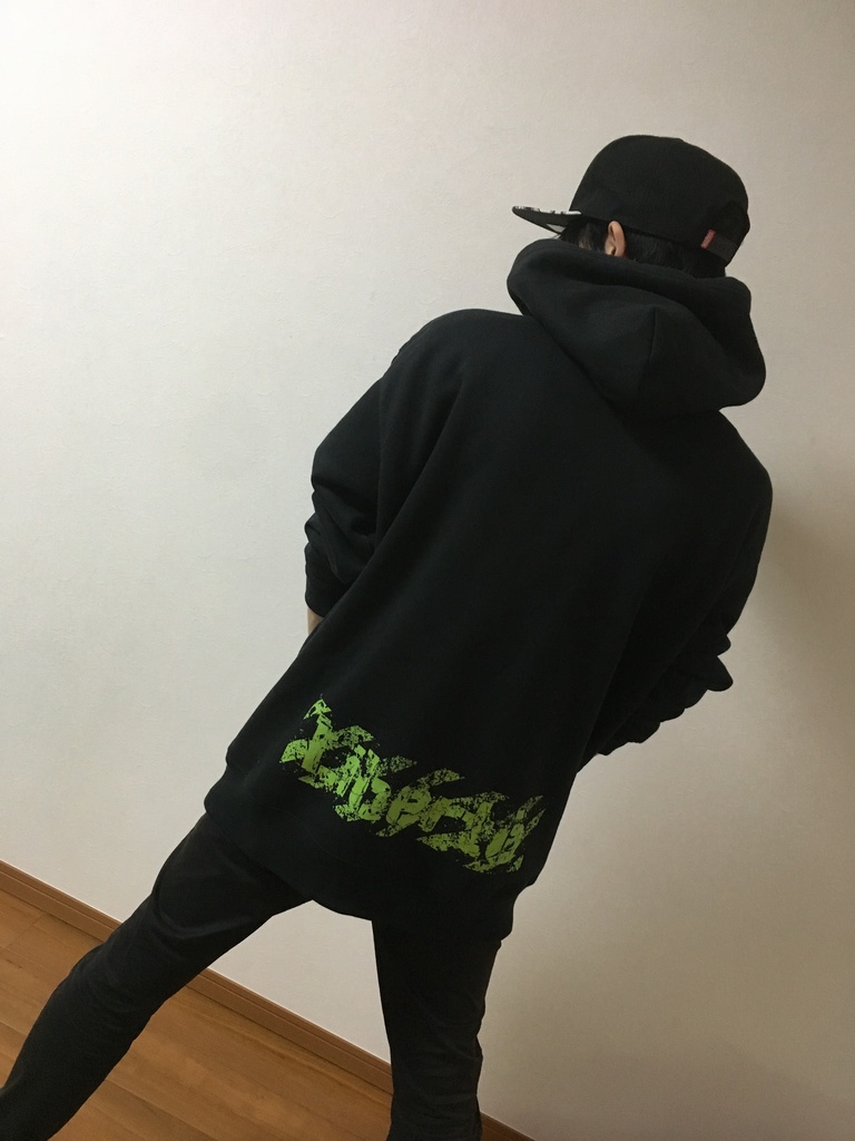 【Libertè】特製プルオーバーパーカー