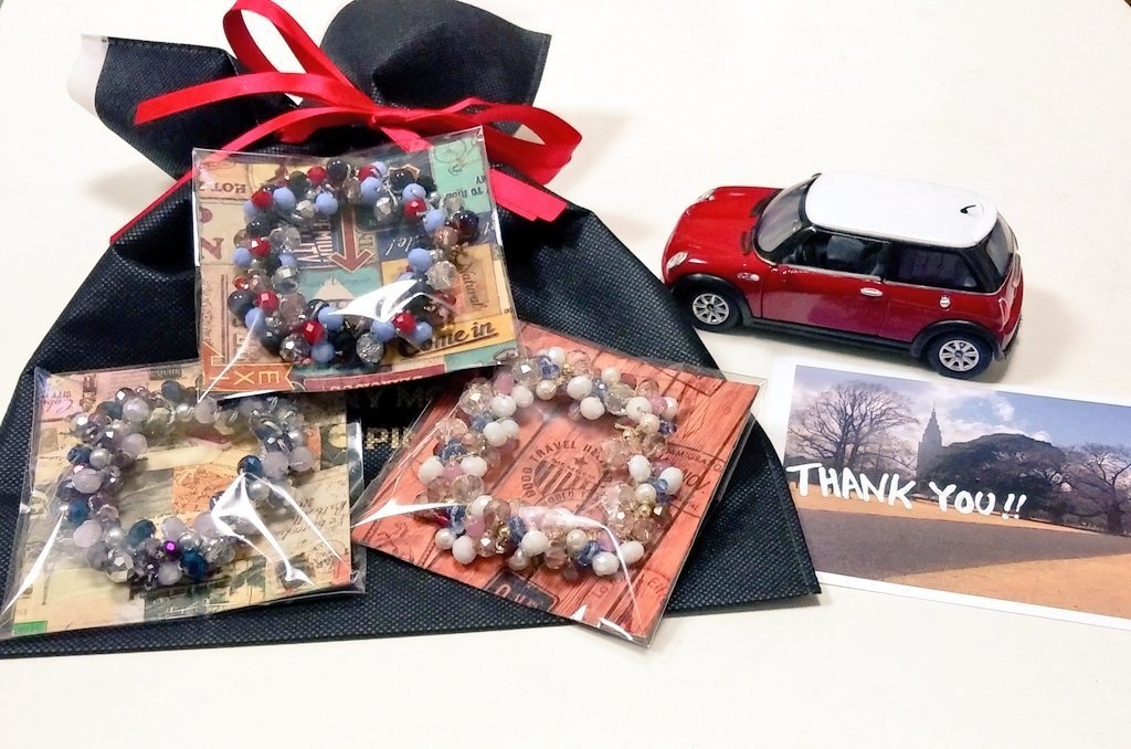 CHキャライメージカラーのビーズシュシュ