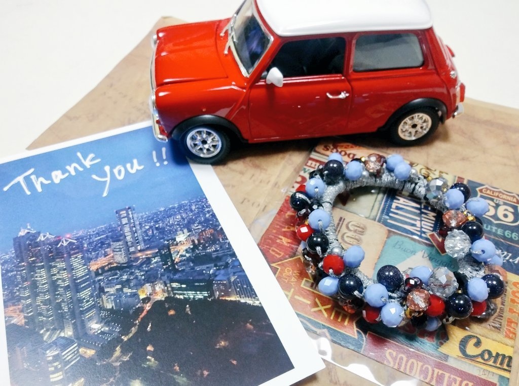 CHキャライメージカラーのビーズシュシュ